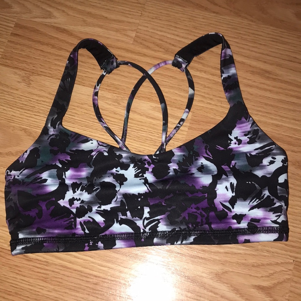 LULULEMON SPORTS BRA!!